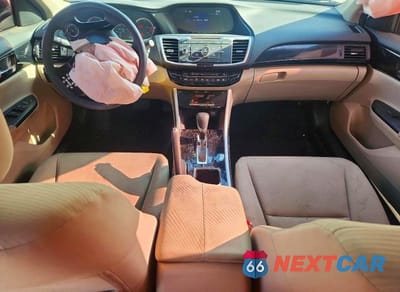 Zdjęcie 8 z 13 samochodu: 2016 HONDA ACCORD LX VIN:1HGCR2F30GA112576 - miniatura