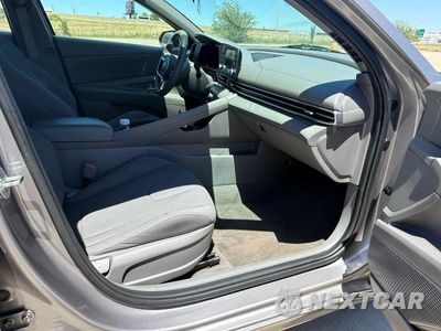 Piąte zdjęcie samochodu w środku: 2021 HYUNDAI ELANTRA SEL VIN:KMHLM4AG3MU192044 - miniatura