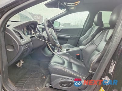 Zdjęcie 7 z 13 samochodu: 2016 VOLVO XC60 T6 R-DESIGN VIN:YV449MRS7G2869158 - miniatura