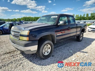 2005 CHEVROLET SILVERADO K2500 HEAVY DUTY 1GCHK29U25E203934 - główne zdjęcie licytacji z USA - miniatura