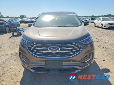 Piąte zdjęcie samochodu w środku: 2019 FORD EDGE TITANIUM VIN:2FMPK3K96KBB49063 - miniatura