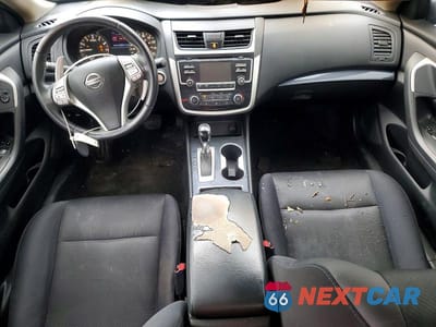 Zdjęcie 8 z 12 samochodu: 2018 NISSAN ALTIMA 2.5 SR VIN:1N4AL3AP8JC110468 - miniatura