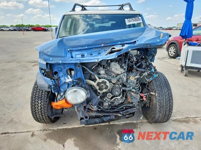 Piąte zdjęcie samochodu w środku: 2012 TOYOTA FJ CRUISER BASE VIN:JTEZU4BF0CK012528 - miniatura