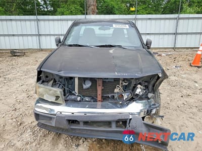 Piąte zdjęcie samochodu w środku: 2004 CHEVROLET COLORADO VIN:1GCCS148248209051 - miniatura