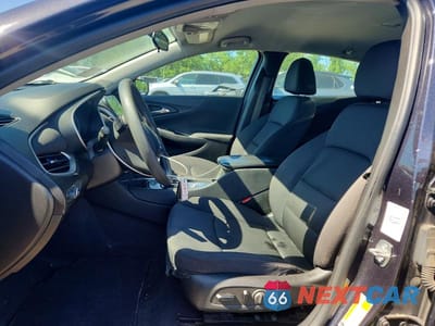 Zdjęcie 7 z 12 samochodu: 2023 CHEVROLET MALIBU LT VIN:1G1ZD5ST1PF208601 - miniatura