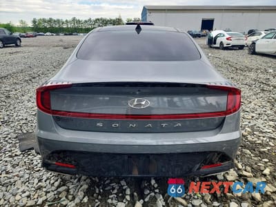 Zdjęcie 6 z 12 samochodu: 2021 HYUNDAI SONATA N LINE VIN:5NPEK4JC3MH110758 - miniatura