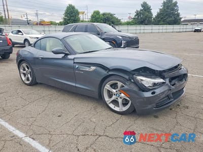 Czwarte zdjęcie samochodu z boku: 2016 BMW Z4 SDRIVE28I VIN:WBALL5C56G5A20405 - miniatura