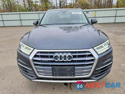 Piąte zdjęcie samochodu w środku: 2019 AUDI Q5 PREMIUM PLUS VIN:WA1BNAFYXK2056476 - miniatura