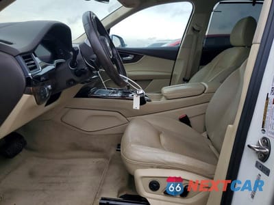 Zdjęcie 7 z 13 samochodu: 2017 AUDI Q7 PRESTIGE VIN:WA1VAAF78HD048017 - miniatura