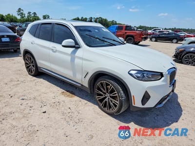 Czwarte zdjęcie samochodu z boku: 2022 BMW X3 SDRIVE30I VIN:WBX47DP07NN134026 - miniatura