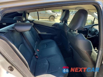 Zdjęcie 10 z 12 samochodu: 2019 TOYOTA PRIUS XLE AWD-E VIN:JTDL9RFU1K3000866 - miniatura