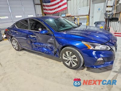 Czwarte zdjęcie samochodu z boku: 2021 NISSAN ALTIMA S VIN:1N4BL4BV7MN414553 - miniatura