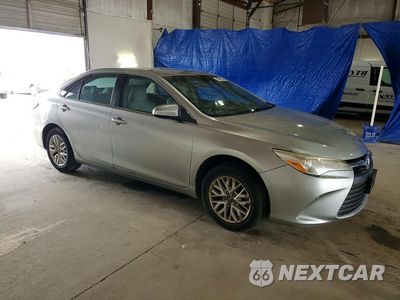 Czwarte zdjęcie samochodu z boku: 2017 TOYOTA CAMRY LE VIN:4T1BF1FK2HU301293 - miniatura