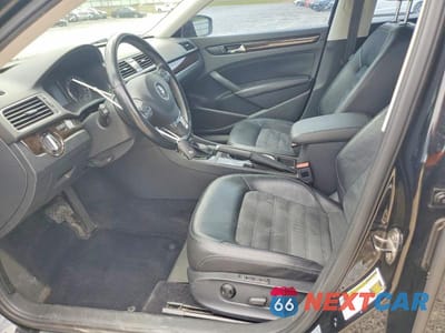 Zdjęcie 7 z 12 samochodu: 2014 VOLKSWAGEN PASSAT SEL VIN:1VWCN7A39EC111990 - miniatura