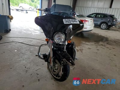 Drugie zdjęcie samochodu z przodu: 2011 HARLEY-DAVIDSON FLHX VIN:1HD1KB413BB646149 - miniatura