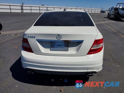 Zdjęcie 6 z 13 samochodu: 2011 MERCEDES-BENZ C VIN:WDDGF5EB2BA515749 - miniatura
