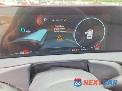 Zdjęcie 9 z 14 samochodu: 2023 KIA EV6 WIND VIN:KNDC3DLC3P5092428 - miniatura