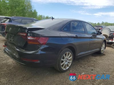 Trzecie zdjęcie samochodu z tyłu: 2019 VOLKSWAGEN JETTA HIGHLINE VIN:3VWW57BU5KM147190 - miniatura