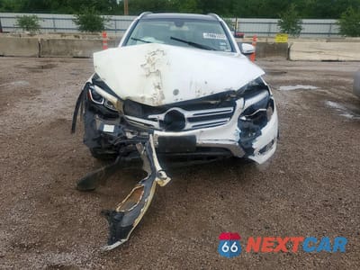 Piąte zdjęcie samochodu w środku: 2019 MERCEDES-BENZ GLC 300 4MATIC VIN:WDC0G4KB9KV176675 - miniatura