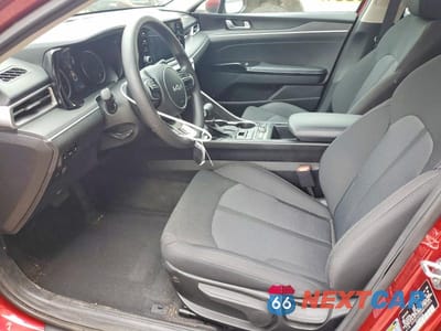 Zdjęcie 7 z 12 samochodu: 2022 KIA K5 LXS VIN:5XXG14J20NG154345 - miniatura