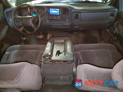 Zdjęcie 8 z 12 samochodu: 2001 CHEVROLET SILVERADO K1500 VIN:1GCEK19T21E235166 - miniatura