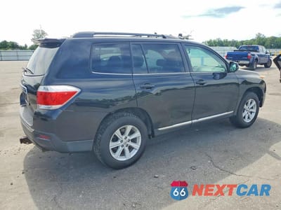 Trzecie zdjęcie samochodu z tyłu: 2012 TOYOTA HIGHLANDER SE VIN:5TDBK3EH6CS169430 - miniatura