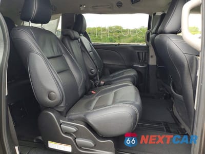 Zdjęcie 11 z 14 samochodu: 2017 TOYOTA SIENNA SE VIN:5TDXZ3DC3HS834086 - miniatura