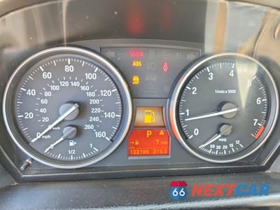 Zdjęcie 9 z 14 samochodu: 2014 BMW X1 XDRIVE28I VIN:WBAVL1C50EVR94361 - miniatura