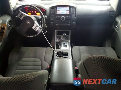Zdjęcie 8 z 13 samochodu: 2012 NISSAN PATHFINDER S VIN:5N1AR1NB5CC625132 - miniatura