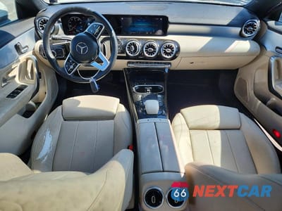 Zdjęcie 8 z 12 samochodu: 2021 MERCEDES-BENZ CLA 250 VIN:W1K5J4GB3MN177058 - miniatura