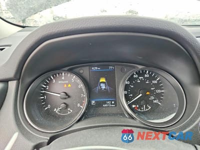 Zdjęcie 9 z 13 samochodu: 2019 NISSAN ROGUE SL VIN:5N1AT2MV5KC773265 - miniatura