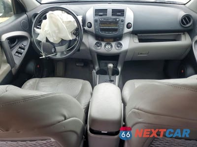 Zdjęcie 8 z 13 samochodu: 2006 TOYOTA RAV4 LIMITED VIN:JTMBD31V865010408 - miniatura