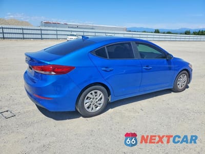 Trzecie zdjęcie samochodu z tyłu: 2017 HYUNDAI ELANTRA SE VIN:KMHD74LF4HU085767 - miniatura
