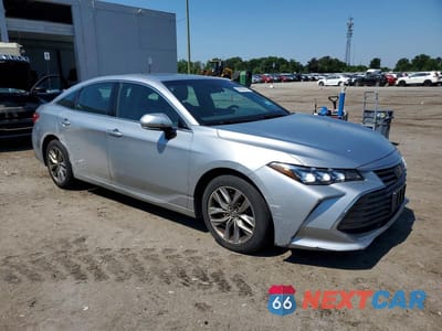 Czwarte zdjęcie samochodu z boku: 2020 TOYOTA AVALON XLE VIN:4T1AZ1FB5LU044450 - miniatura