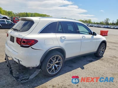Trzecie zdjęcie samochodu z tyłu: 2022 MERCEDES-BENZ GLC 300 4MATIC VIN:W1N0G8EB5NG118928 - miniatura