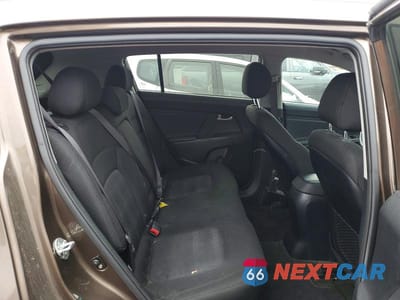Zdjęcie 10 z 12 samochodu: 2012 KIA SPORTAGE LX VIN:KNDPBCA23C7263122 - miniatura