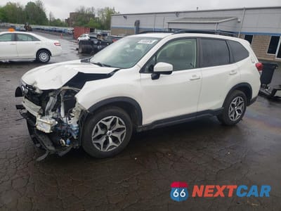 2019 SUBARU FORESTER PREMIUM JF2SKAGC4KH564944 - główne zdjęcie licytacji z USA - miniatura