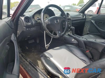 Zdjęcie 8 z 12 samochodu: 2003 MAZDA MX-5 MIATA BASE VIN:JM1NB353030304700 - miniatura