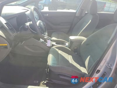Zdjęcie 7 z 13 samochodu: 2015 KIA FORTE LX VIN:KNAFK4A6XF5403314 - miniatura