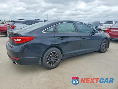 Trzecie zdjęcie samochodu z tyłu: 2016 HYUNDAI SONATA SE VIN:5NPE24AF3GH318007 - miniatura