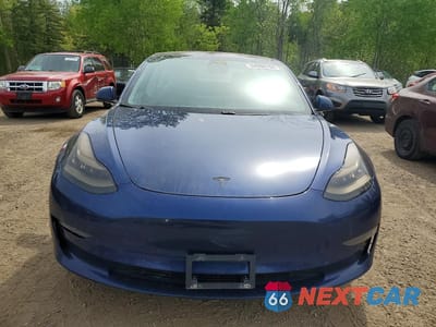 Piąte zdjęcie samochodu w środku: 2018 TESLA MODEL 3 VIN:5YJ3E1EA5JF095826 - miniatura