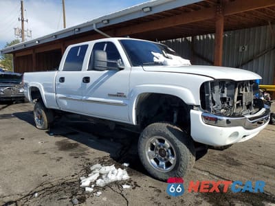 Czwarte zdjęcie samochodu z boku: 2004 GMC SIERRA K2500 HEAVY DUTY VIN:1GTHK23204F231392 - miniatura