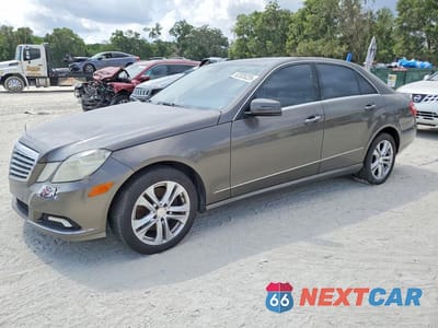2010 MERCEDES-BENZ E 350 WDDHF5GB5AA087269 - główne zdjęcie licytacji z USA - miniatura