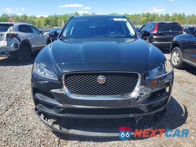 Piąte zdjęcie samochodu w środku: 2018 JAGUAR F-PACE PRESTIGE VIN:SADCK2GX6JA291495 - miniatura