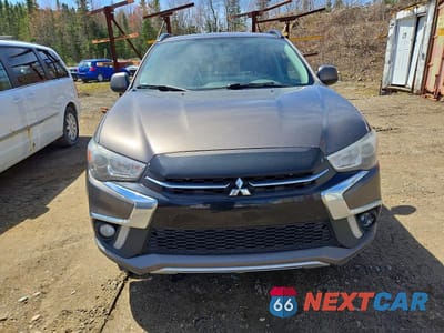 Piąte zdjęcie samochodu w środku: 2018 MITSUBISHI RVR SE LIMITED VIN:JA4AJ4AW5JZ605053 - miniatura