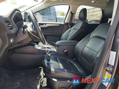 Zdjęcie 7 z 13 samochodu: 2021 FORD ESCAPE SEL VIN:1FMCU9H62MUA66042 - miniatura