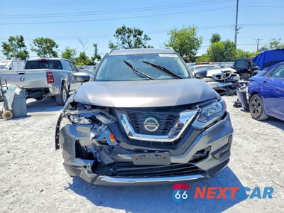Piąte zdjęcie samochodu w środku: 2020 NISSAN ROGUE S VIN:JN8AT2MV2LW137959 - miniatura