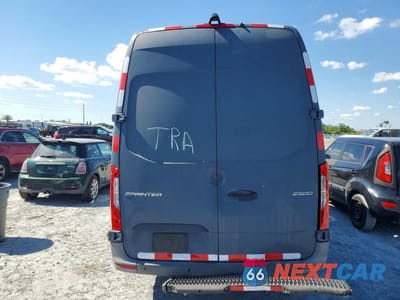 Zdjęcie 6 z 12 samochodu: 2019 MERCEDES BENZ SPRINTER 2500 DELIVERY VAN VIN:WD4PF1CD1KP151771 - miniatura