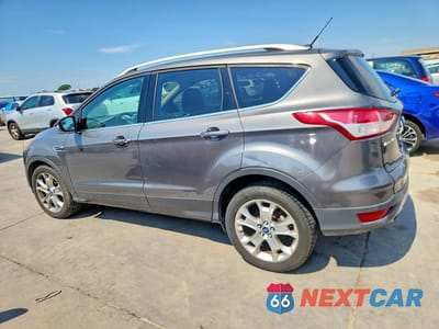 Drugie zdjęcie samochodu z przodu: 2014 FORD ESCAPE TITANIUM VIN:1FMCU0JX2EUB44576 - miniatura
