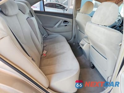Zdjęcie 10 z 13 samochodu: 2007 TOYOTA CAMRY LE VIN:4T1BE46K07U726207 - miniatura